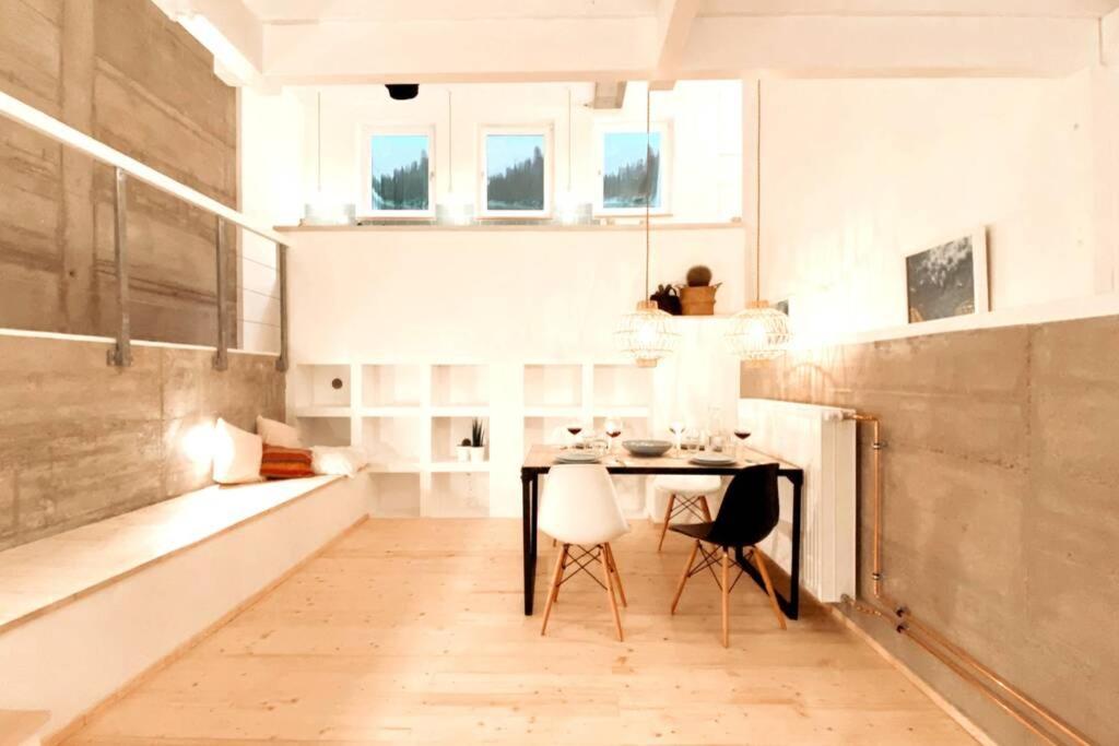 Pool-Loft: Wandern, Erholen & Sauna Siebengebirge Erpel Buitenkant foto