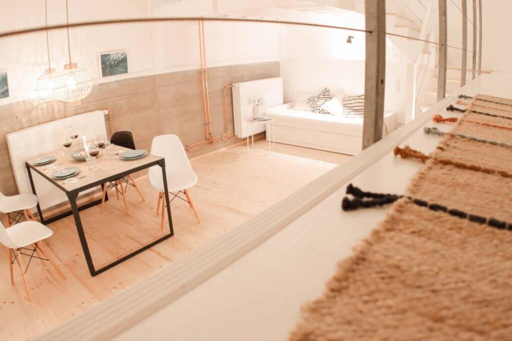 Pool-Loft: Wandern, Erholen & Sauna Siebengebirge Erpel Buitenkant foto